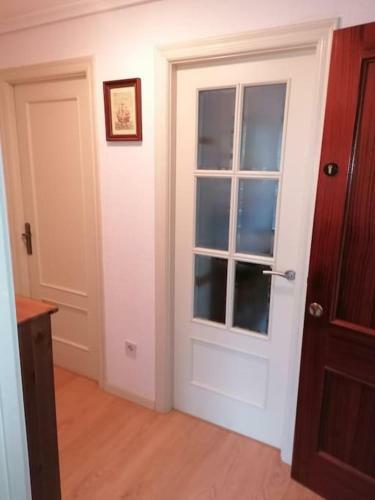 Apartamento Urbanizaci�n Privada. Piscinas. Tenis