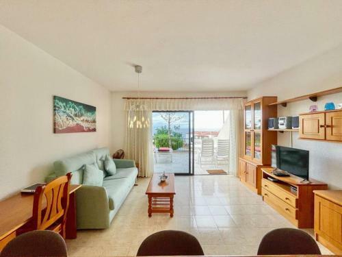 Apartamento Calle Tamara 2-9