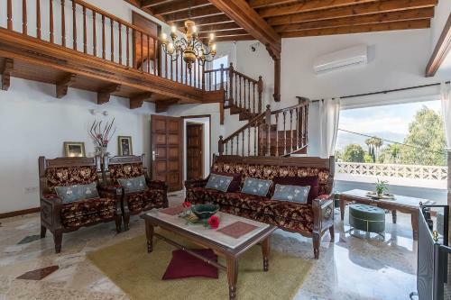 Villa El Drago Family Complex