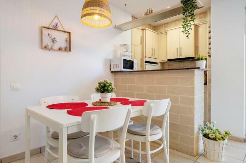 Hauzify I Apartament Llevant
