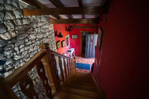 Casa Independiente Con Chimena, Jard�n Y Barbacoa