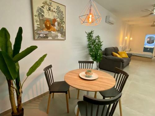 Hostal Santa Pola Suites
