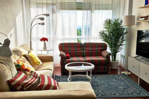 Apartamento Piso Alegr�a. Tranquilidad Excursiones Y Playa