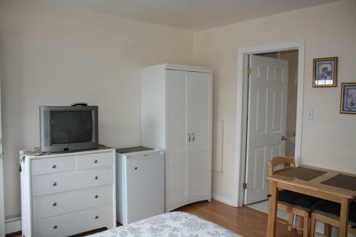 Capeway Motel