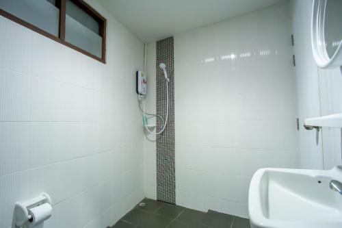 Albergue First Residence
