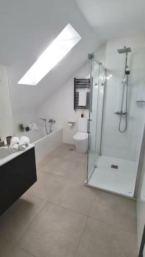 Rosa De Ciudad. Chalet C�ntrico Con Mucha Intimidad