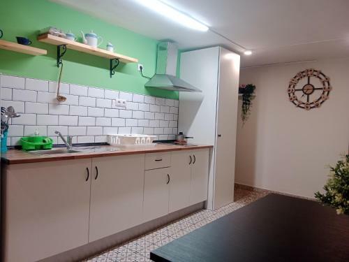 Bed & Breakfast Private Room Service - Grupo Rh Santander