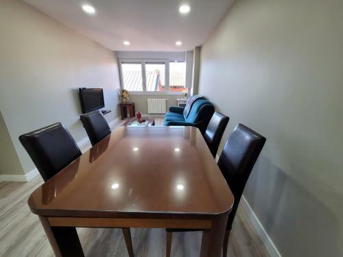 Ferry Port Brand New Apartment