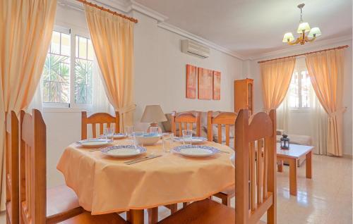 Nice Home In Santa Pola With Swimming Pool