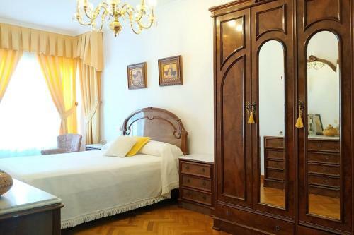 Apartamento Piso Espacioso En El Centro Con Plaza De Garage