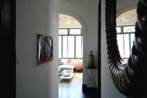 Rooftop Dreamhouse - 3br With Seaviews