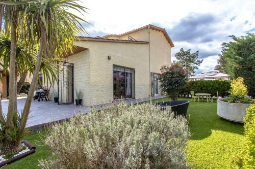 Villa Catalunya Casas Unique Costa Brava Abode With Train Access To Bcn