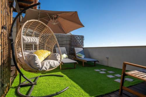 Apartamento Con Espaciosa Terraza Y Vistas Al Mar