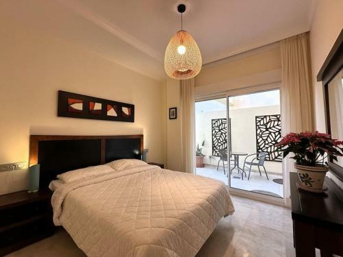 Spacious Apartment In San Roque Golf Club