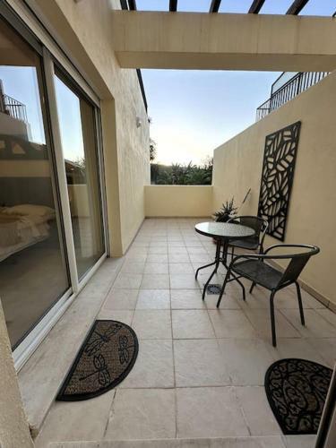 Spacious Apartment In San Roque Golf Club