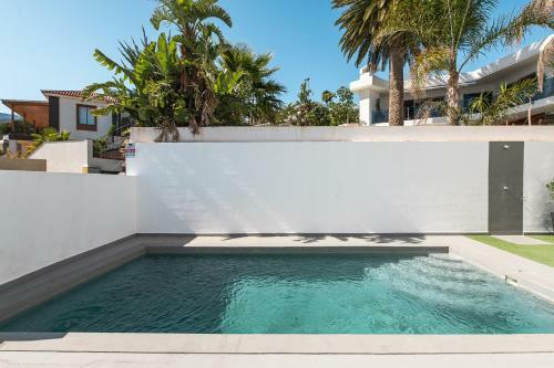 Chalet Con Piscina En Tabaiba By Alterhome