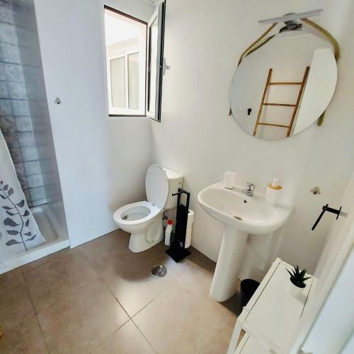 Apartamento Los Pinos De Salvador Dal�