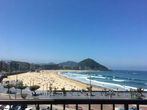 Apartamento Sea Views From 4 Balconies Walk Score 90