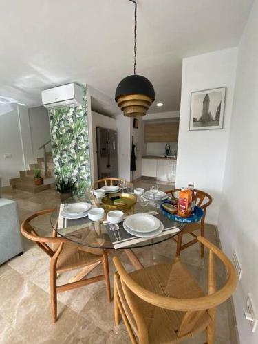 Amazing Luxury Seafront Villa Near Golf & Ocean