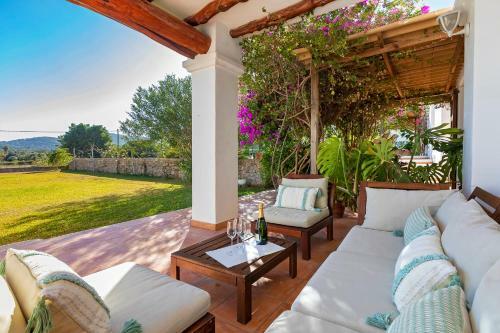 Villa In San Jose Sleeps 10 - Sa Vinya