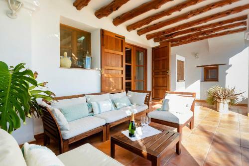 Villa In San Jose Sleeps 10 - Sa Vinya