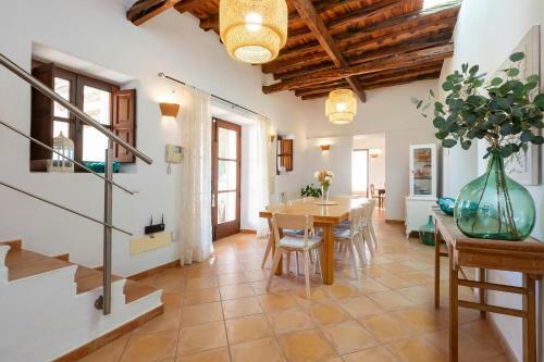 Villa In San Jose Sleeps 10 - Sa Vinya