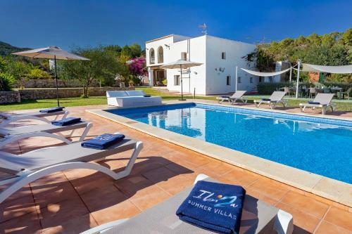 Villa In San Jose Sleeps 10 - Sa Vinya