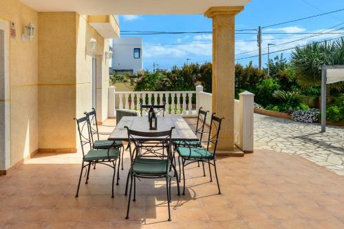 Villa Next To Playa Bossa