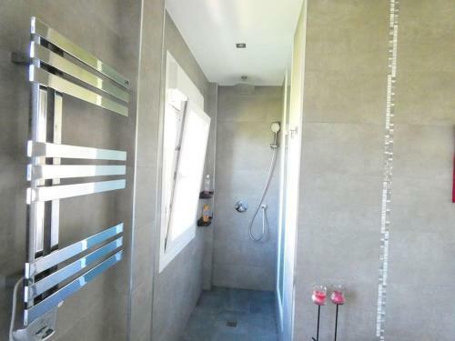 Chalet De Dise�o Moderno En Sanxenxo