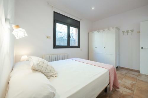 Fantastic House With Jacuzzy Ideal For Families