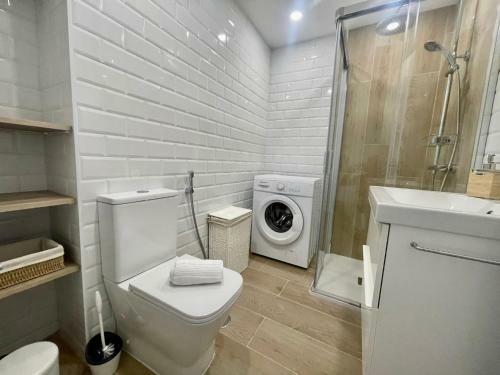Paraiso Designer Conditioned Apartment With Terrace
