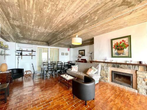 Majestic Villa In Salobre�a With Private Pool