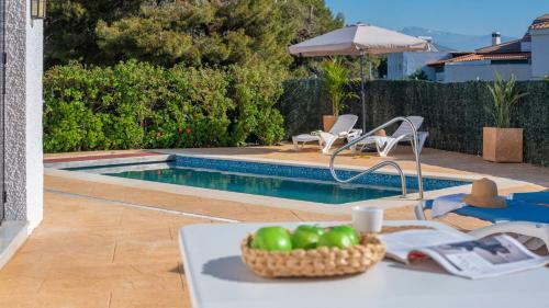 Villa Nena Salobre�a By Ruralidays