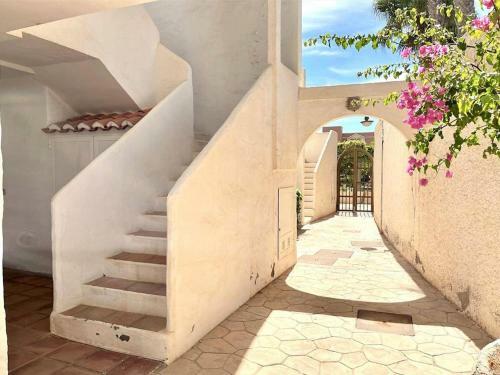 Inviting Holiday Home In Roquetas De Mar With Terrace