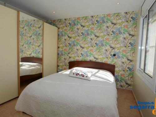Apartamento Roda De Ber�, 4 Dormitorios, 8 Personas - Es-320-16