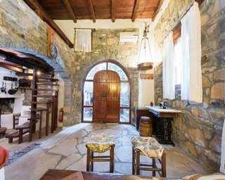 The Traditional Homes Of Crete