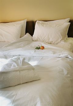 Jennifer Home Hotel
