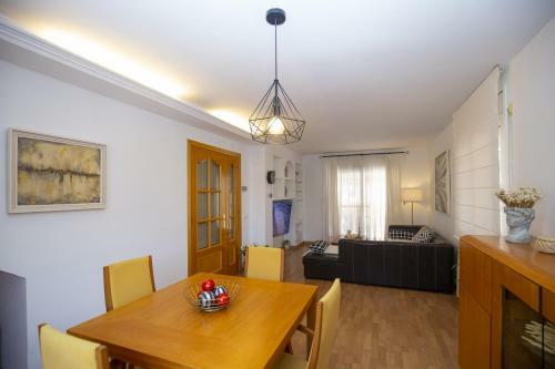 Villa Pluma Planet Costa Dorada - Only Families