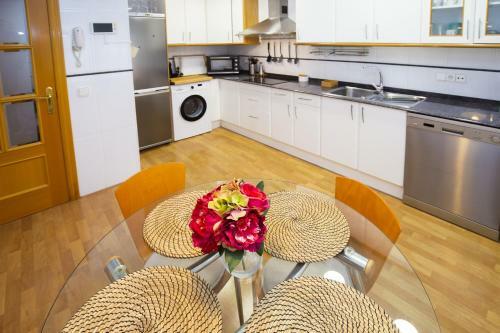 Villa Pluma Planet Costa Dorada - Only Families
