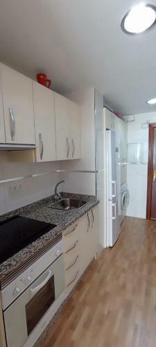 Apartamento Estudio Rincon De La Victoria ( Malaga)