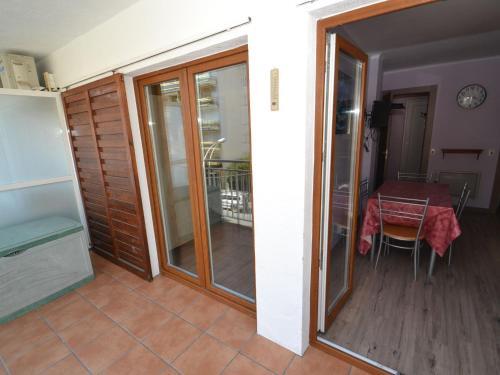 Apartment Flandria-2 By Interhome