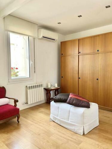 Moderno Y Amplio Apartamento En El Centro De Roses
