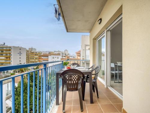 Apartment Roca Llarga By Interhome