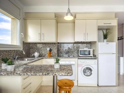 Apartment Roca Llarga By Interhome