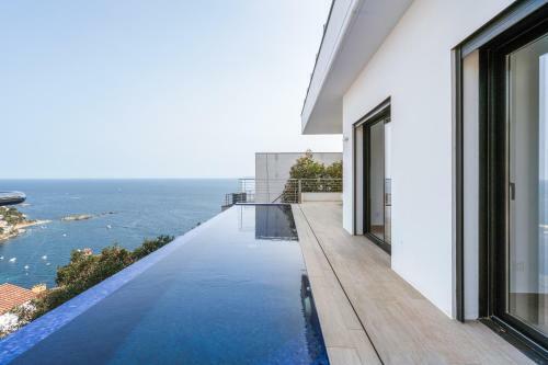 Villa Welcs Emp 083 Con Piscina Infinita