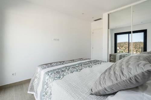 Villa Welcs Emp 083 Con Piscina Infinita