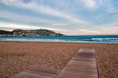 Apartamento Mediterraneo 2 3 4 Roses - Immo Barneda