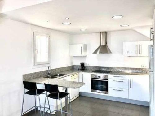 Amplio Apartamento Con Jard�n En Almadrava