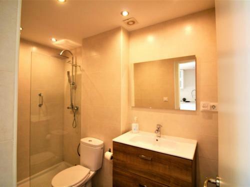 Apartamento Roses, 2 Dormitorios, 4 Personas - Es-258-86
