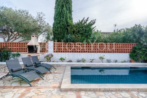Wehostyou - Belle Maison Roses, Mas Bosc� 12